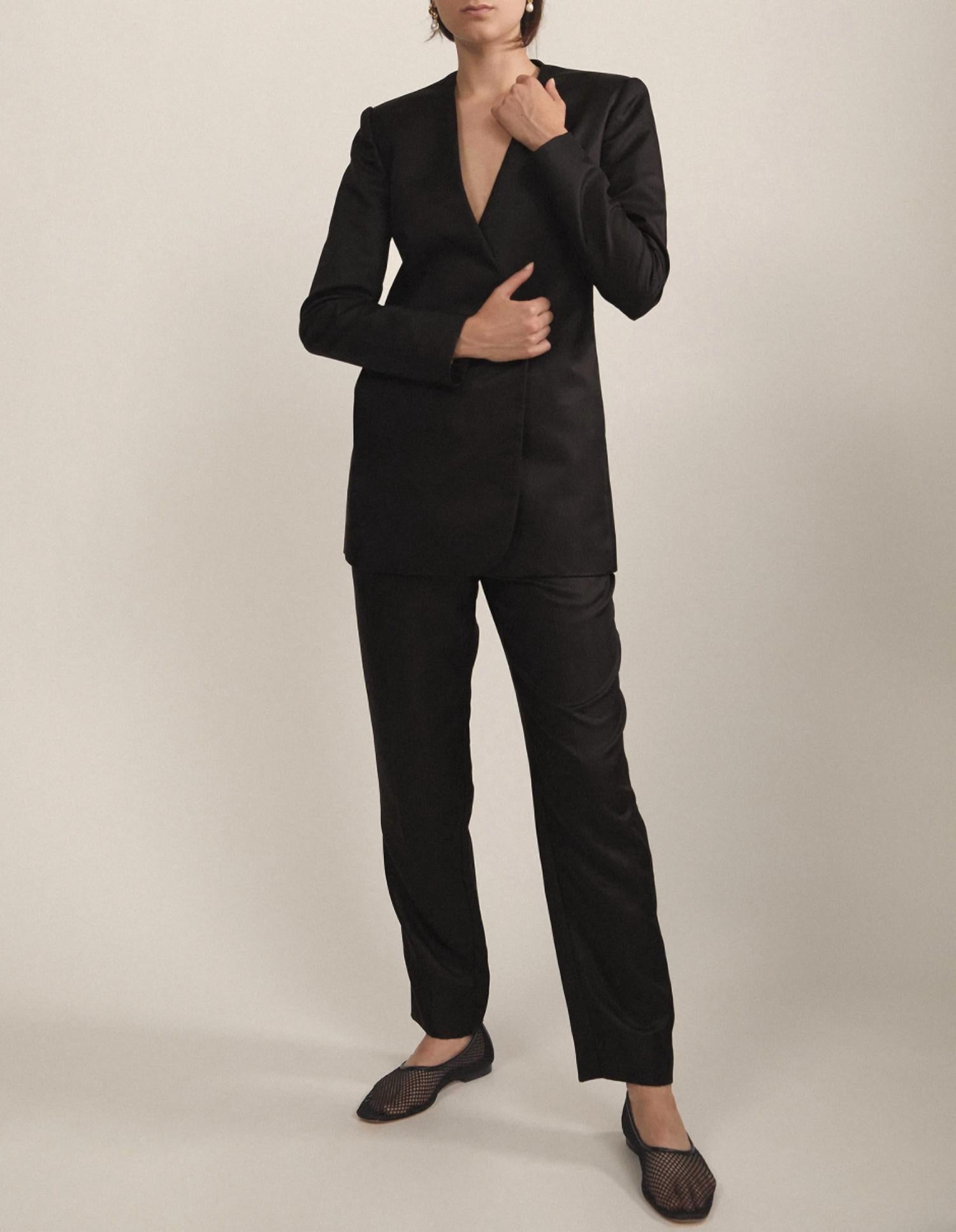 

Брюки Esmée в цвете Noir WORN