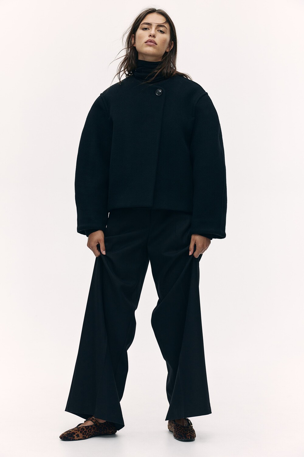 

Жакет из смесовой шерсти. H&M, черный