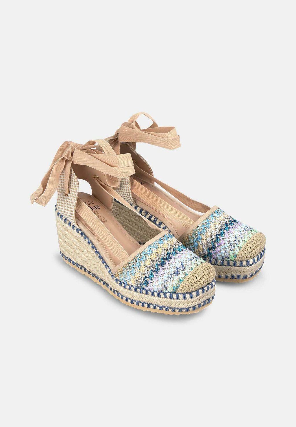 Туфли на каблуке CUÑAS CON PUNTERA REDONDEADA Y CIERRE CON CORDONES Alma Blue, синий — фото 2