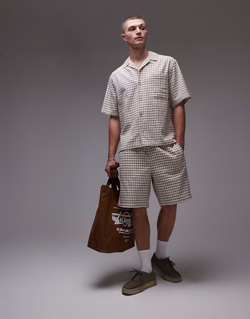 

Клетчатые шорты Topman в камне