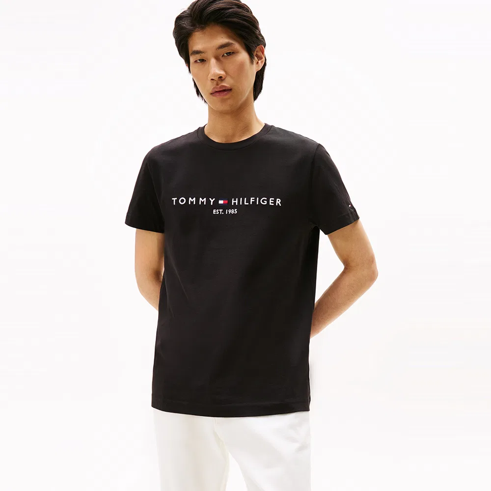 Мужская чёрная футболка Core Logo от Tommy Hilfiger