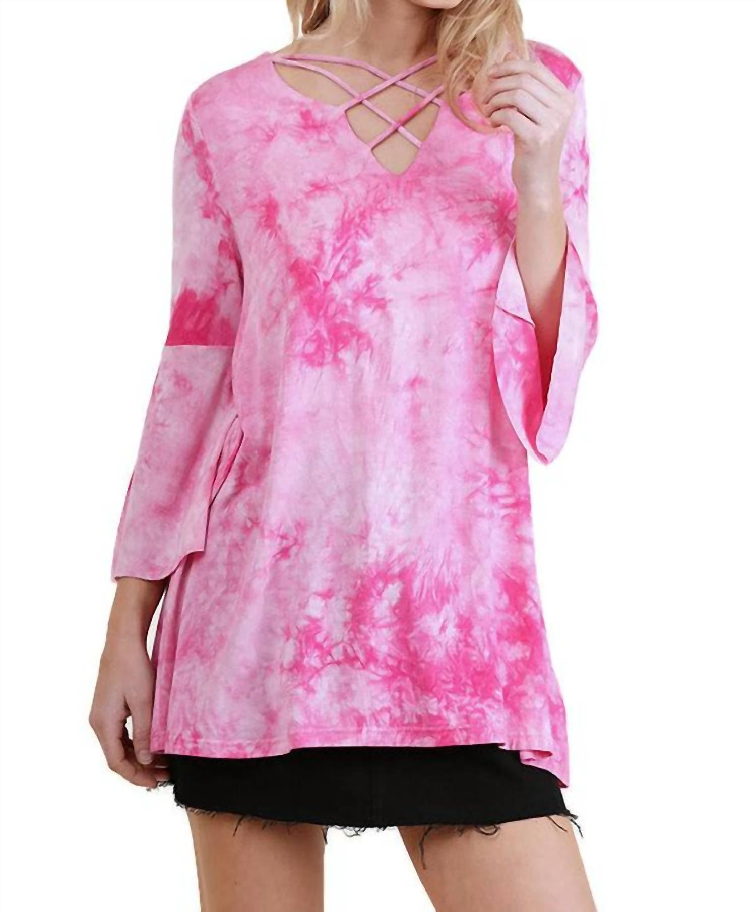 

Топ с рукавами-колокольчиками и узором «Tie Dye» розового цвета umgee