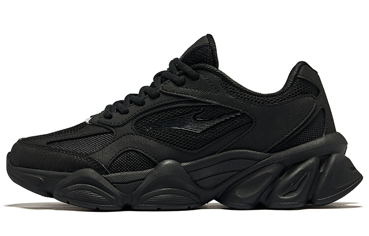 

Кроссовки женские Lifestyle Low-Top Jet Black Erke