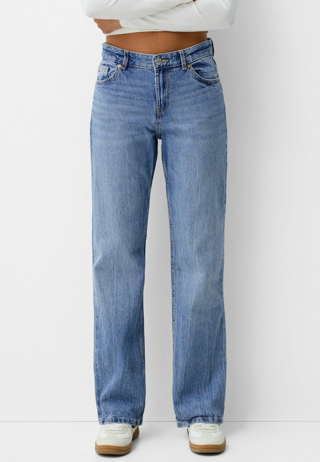 

Джинсы Bershka, цвет Light-Blue Denim