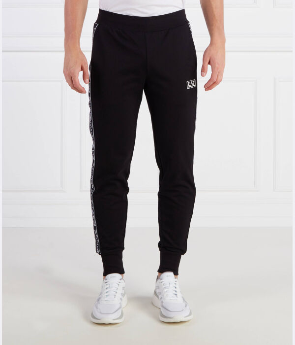 

Брюки Regular fit Ea7, черный