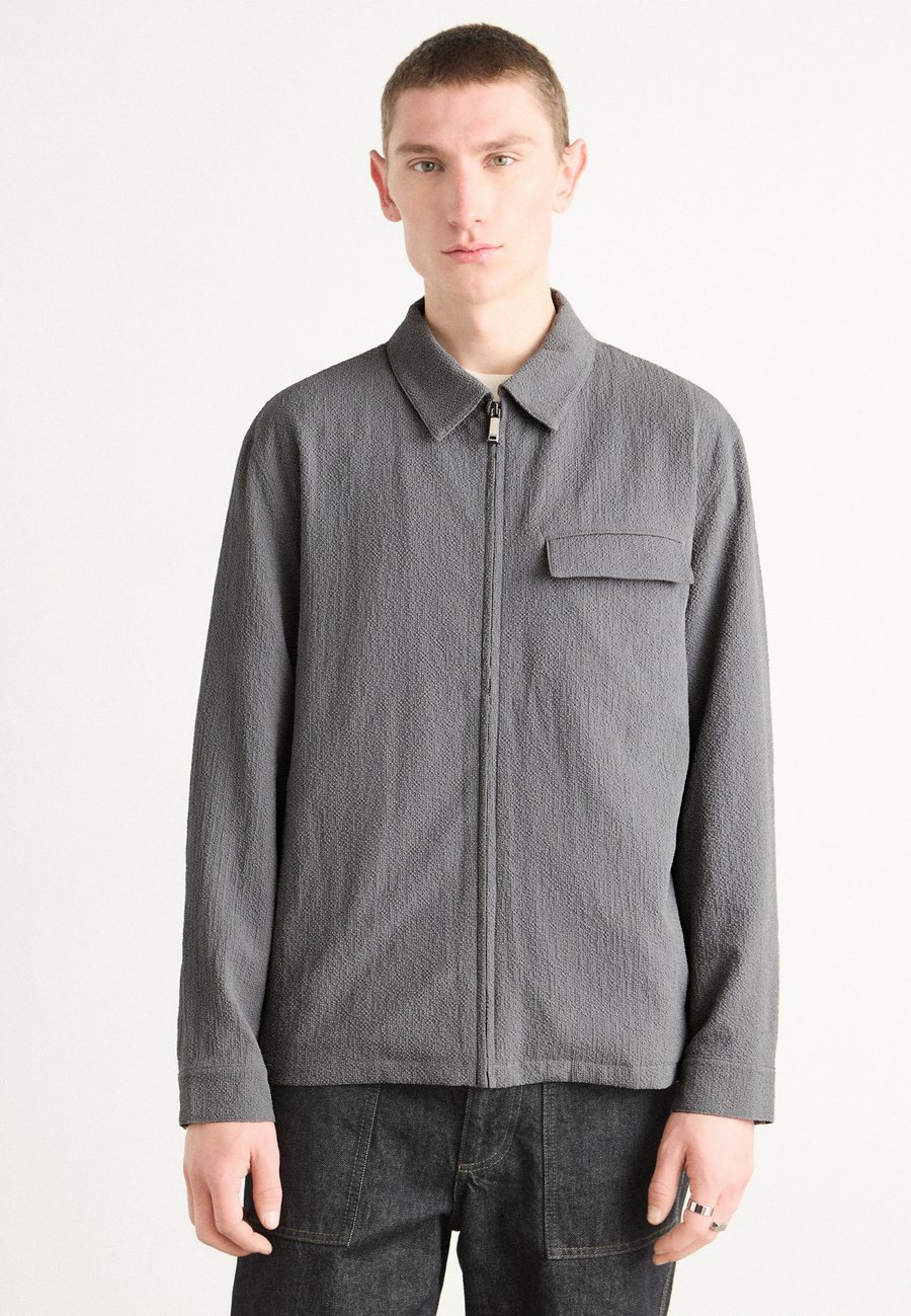 

Куртка Calvin Klein SHIRT JACKET, Pewter/Grey