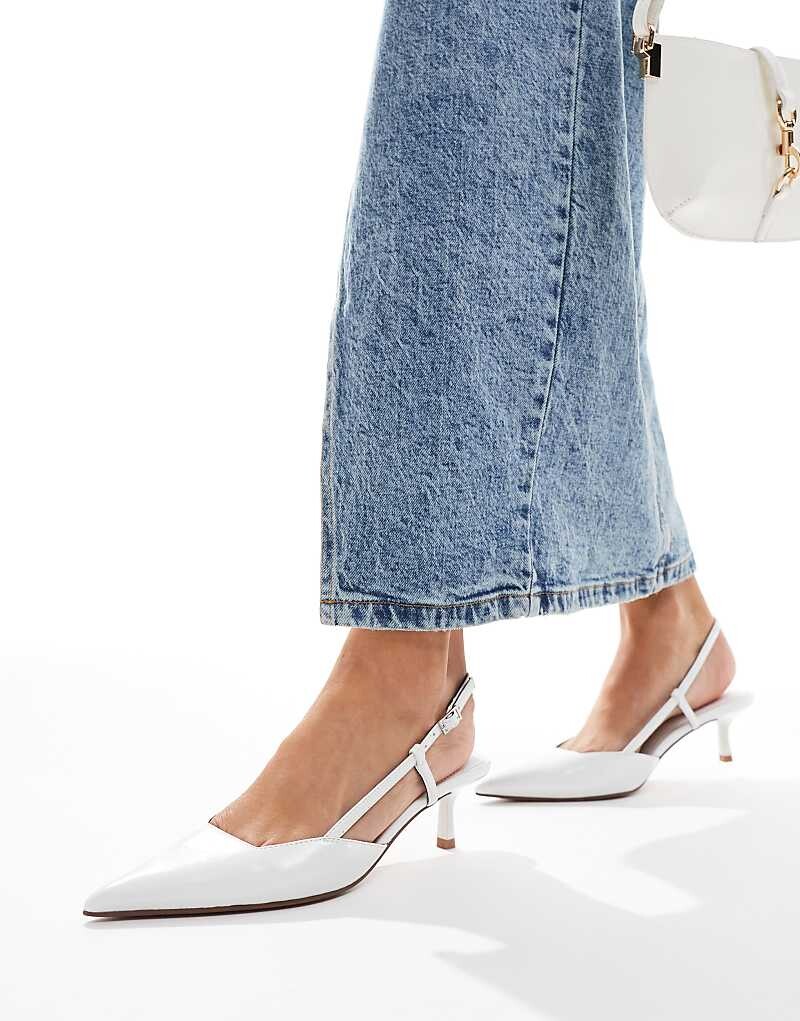 

ASOS DESIGN – Strike – Белые туфли на утином каблуке с ремешком сзади