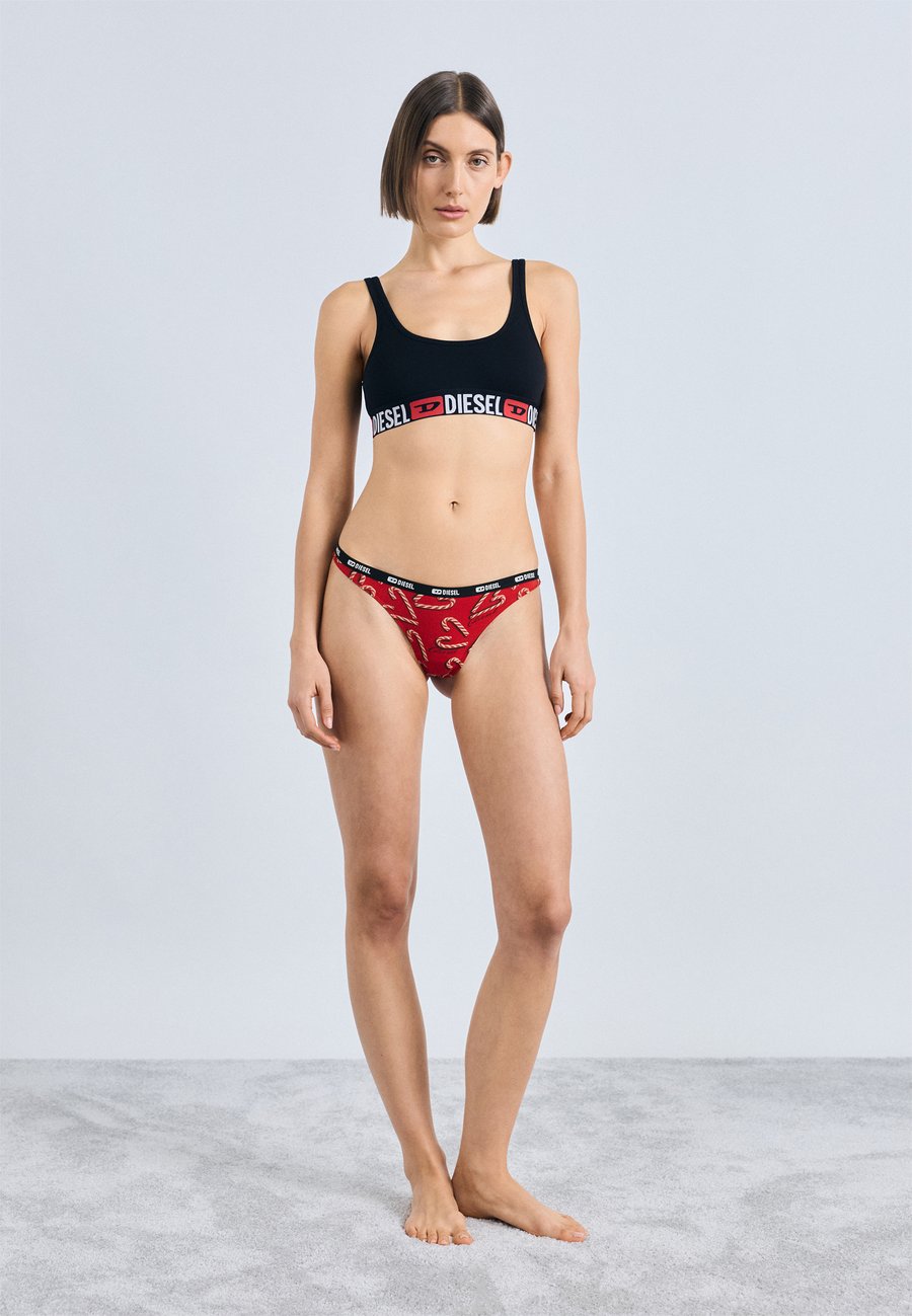 Трусы Diesel STARS 3 PACK, E7497/Red