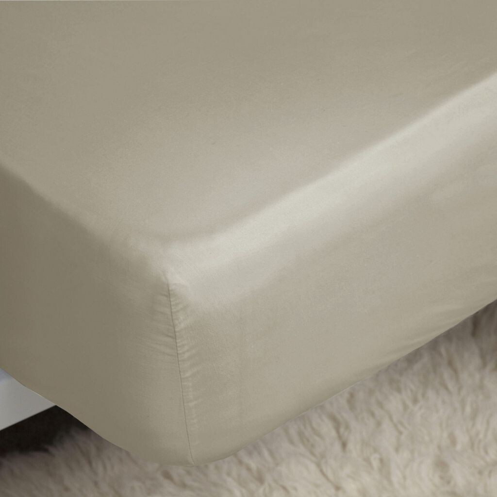 

Простыня Belledorm Easy Care из перкаля BM171 (двойная) (Гриб)