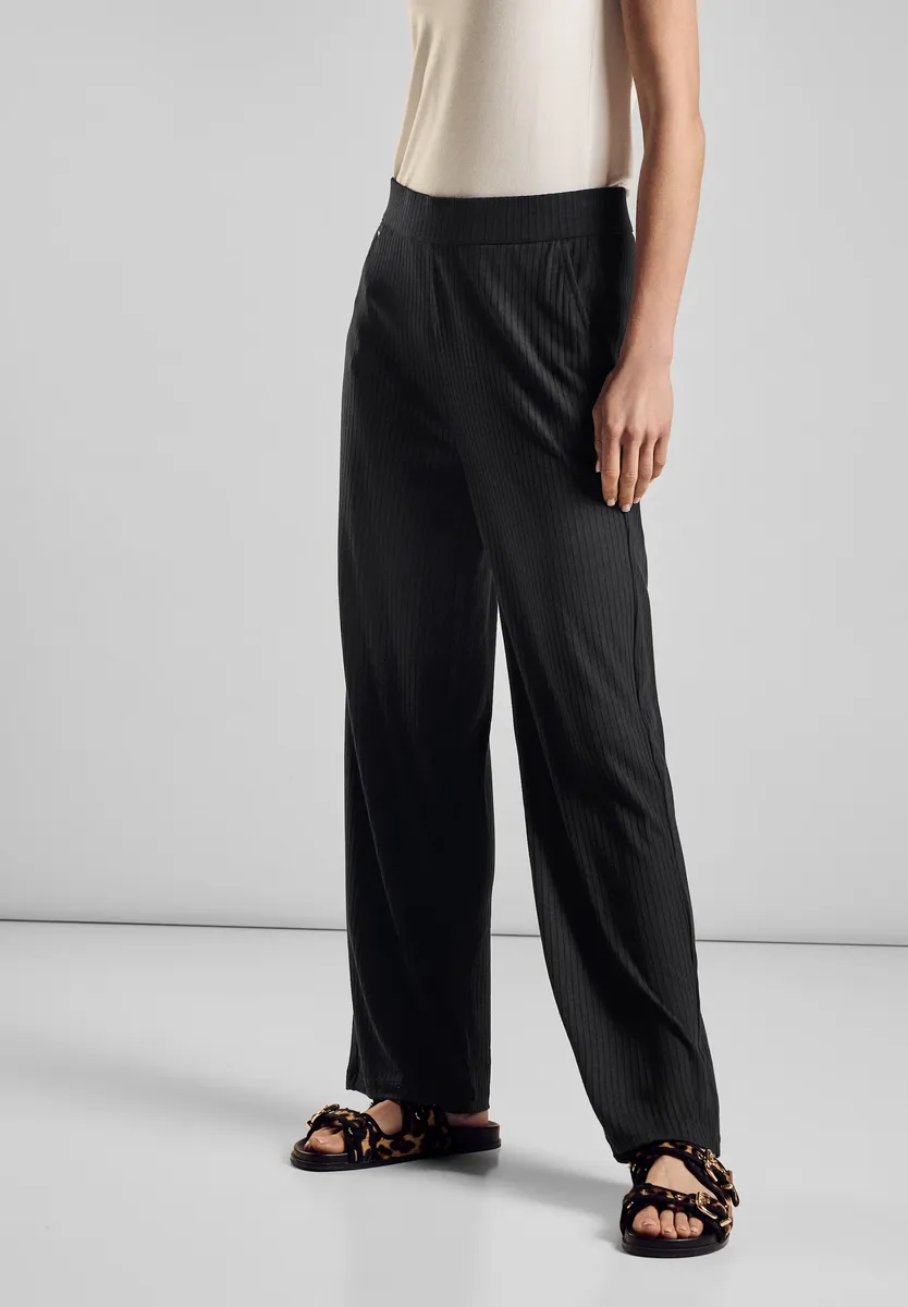 

Брюки из ткани STREET ONE, завышенная талия, черный