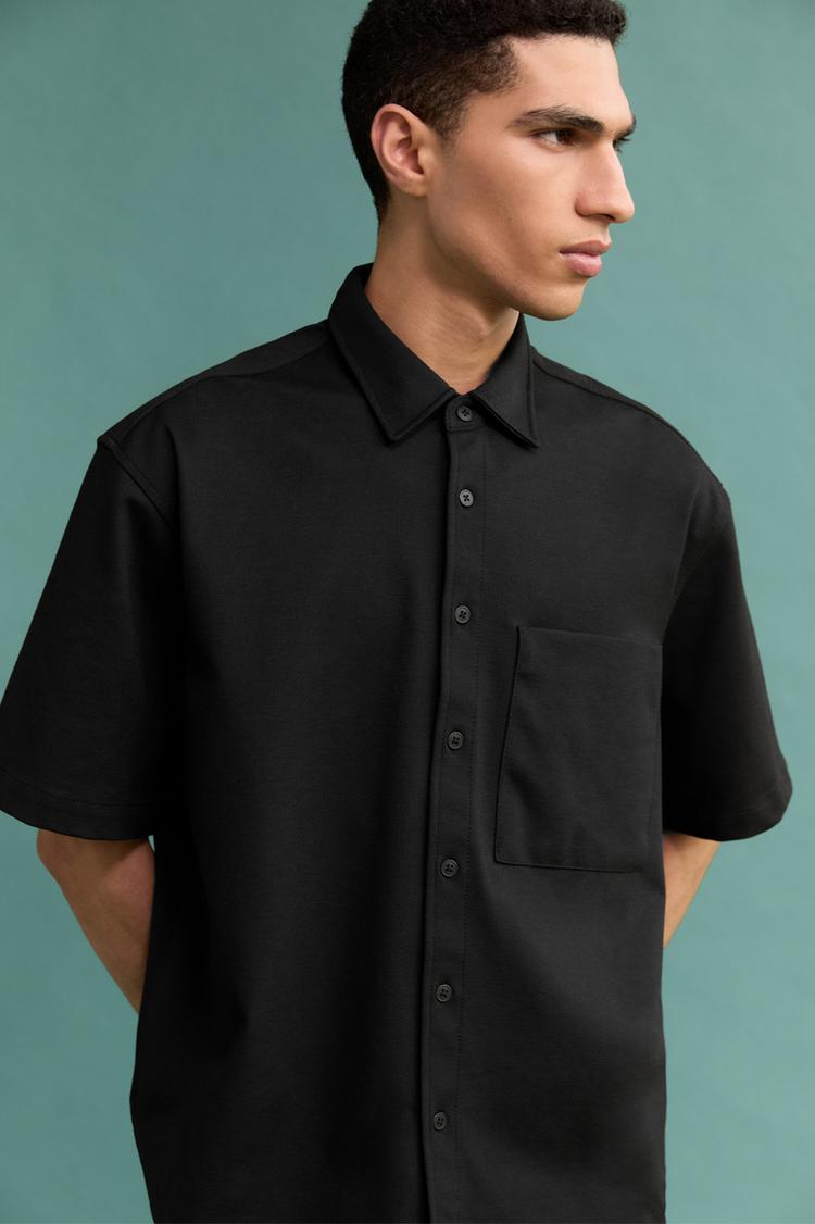 

Рубашка с коротким рукавом Pull And Bear, черный