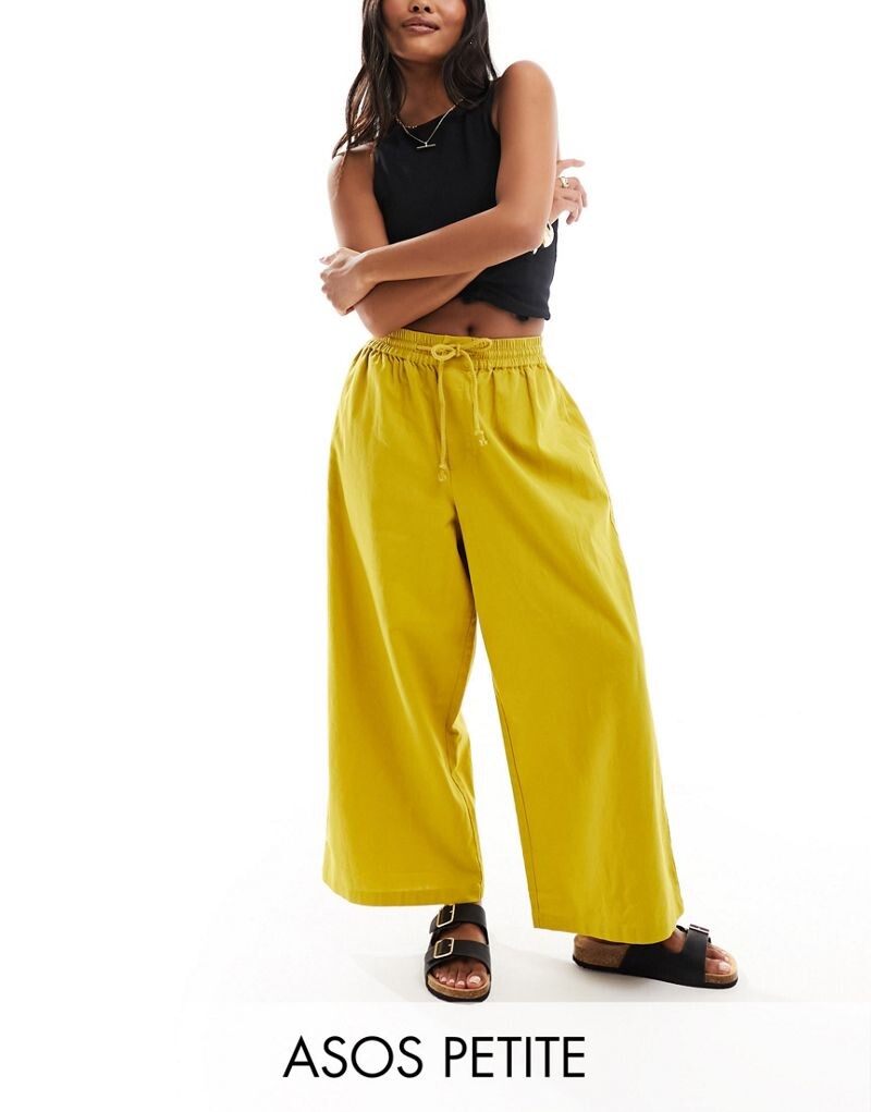 

Зеленые брюки-цилиндры из смесового льна ASOS DESIGN Petite