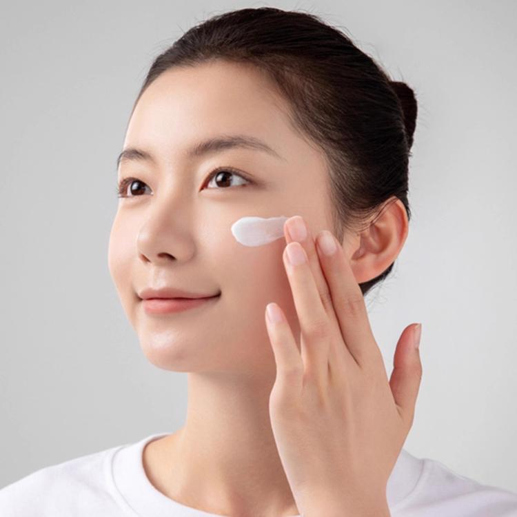 Крем для чувствительной кожи Basic Hydrating, увлажняющий и восстанавливающий, 50 г MUJI, 50g — фото 3