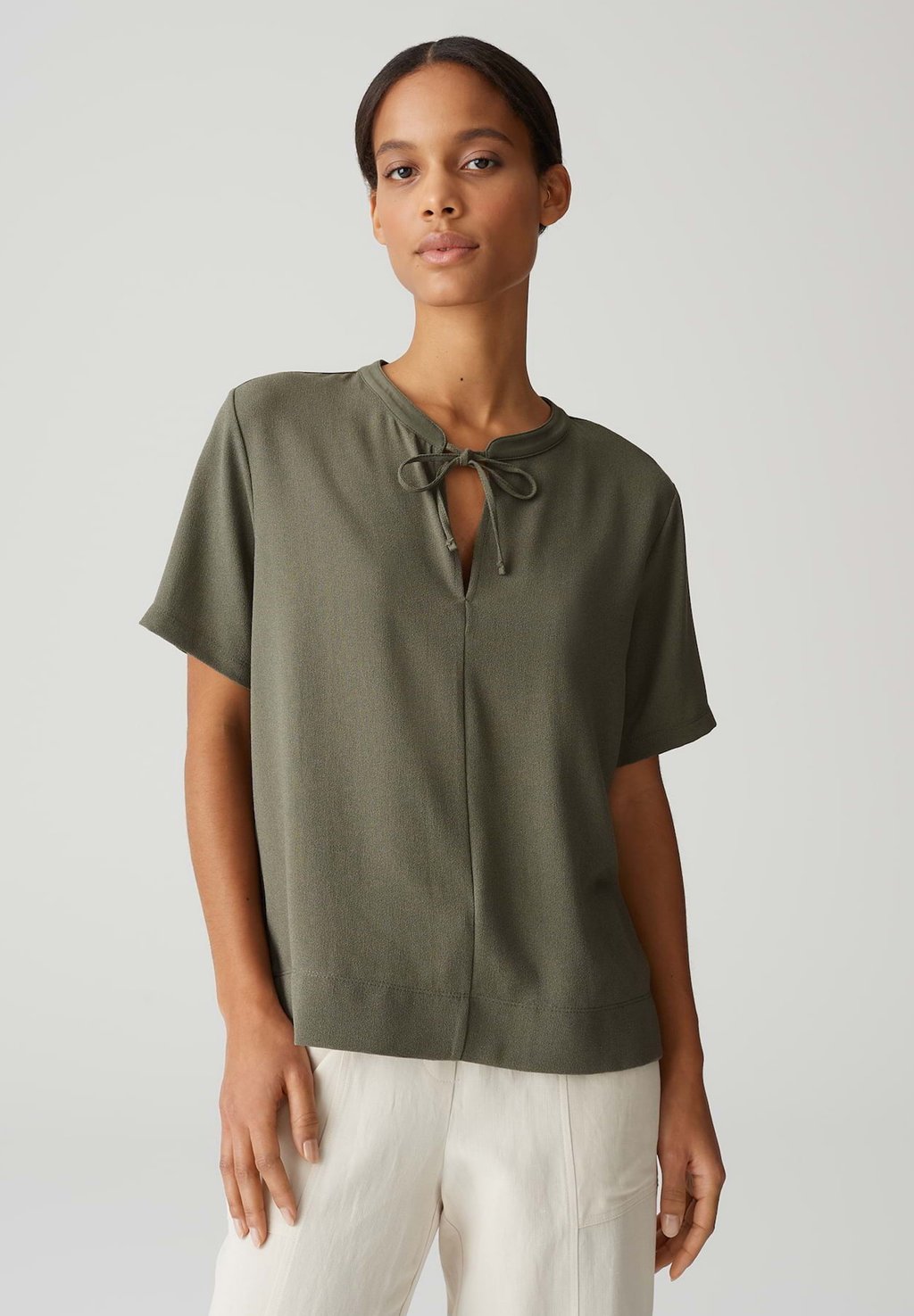 

Базовая футболка REGULAR FIT OPUS, оливковый
