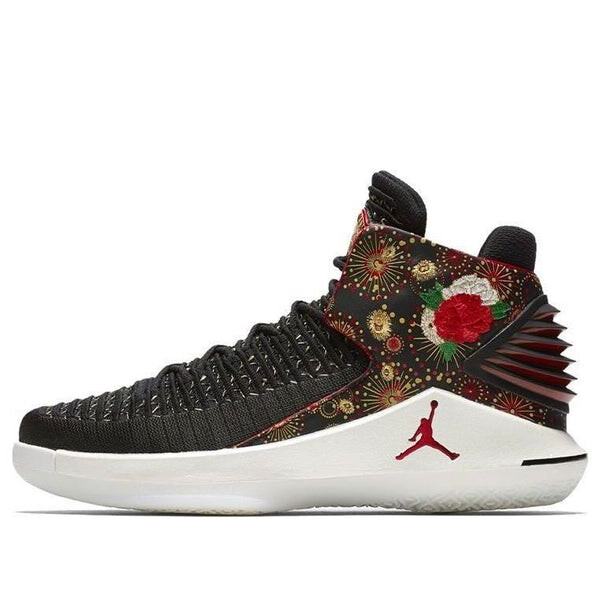 

Кроссовки 32 пф Air Jordan, черный