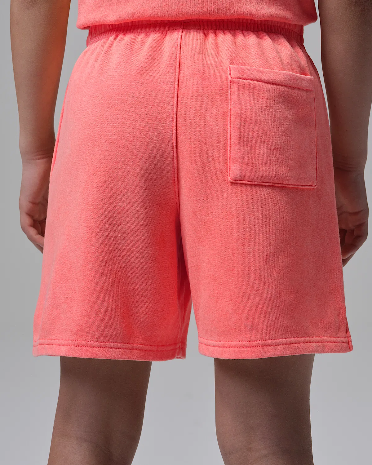 Детские шорты Jordan Big Kids' Brooklyn Washed French Terry, Bright Mango — фото 3