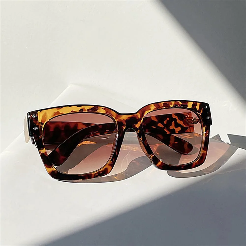 

Ретро солнцезащитные очки для женщин и мужчин, винтажные солнцезащитные очки с защитой от УФ-излучения UV400 для использования на открытом воздухе HCPIHF, Black