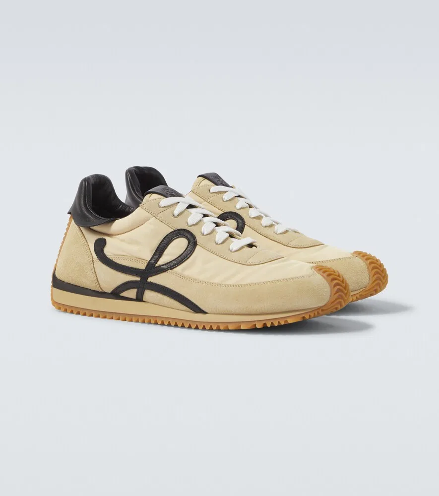 Кроссовки Ballet Runner 2.0 с замшевой отделкой Loewe, бежевый