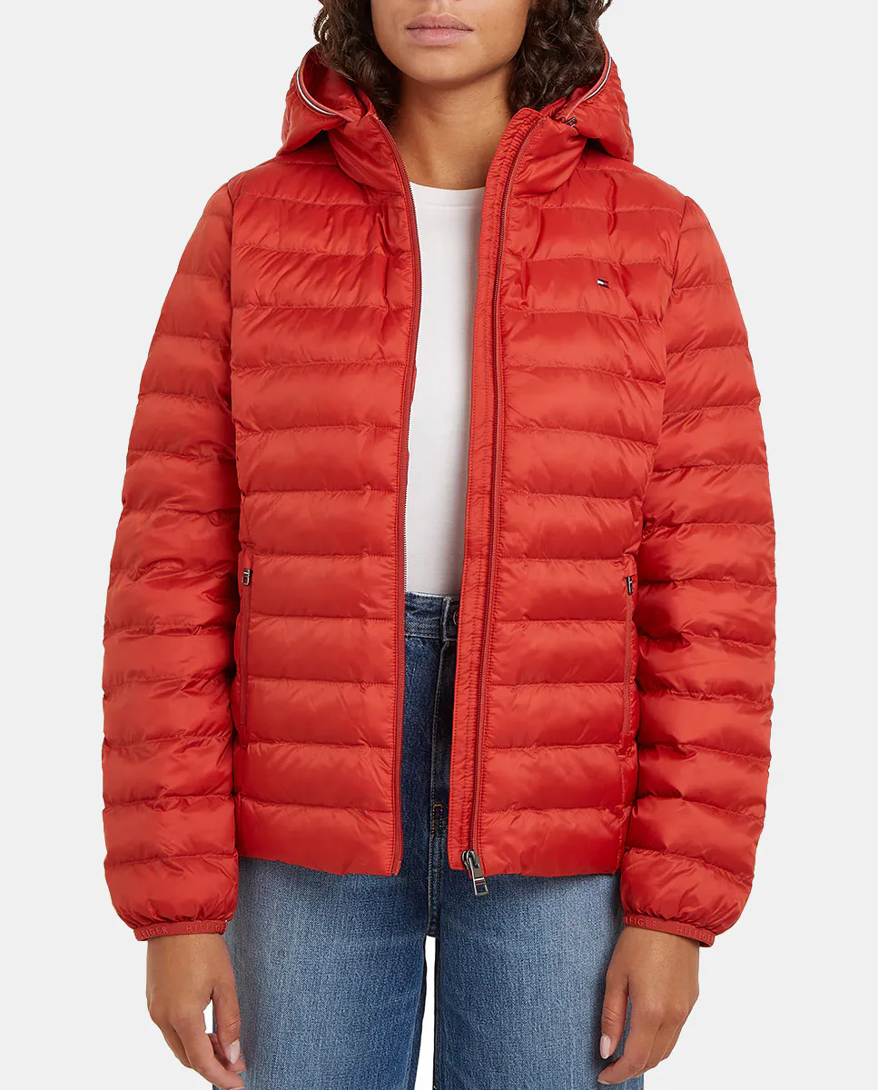 

Женский пуховик на молнии и с капюшоном Tommy Hilfiger, красный