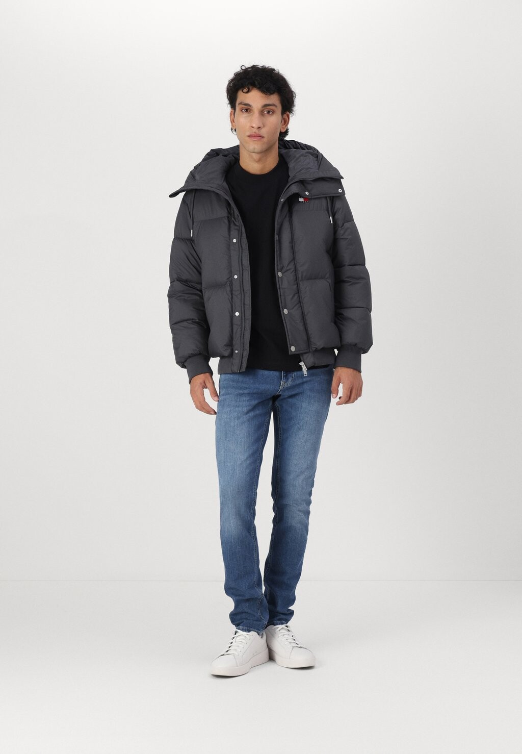 

Зимняя куртка BRANDED PUFFER JACKET Tommy Jeans, черный