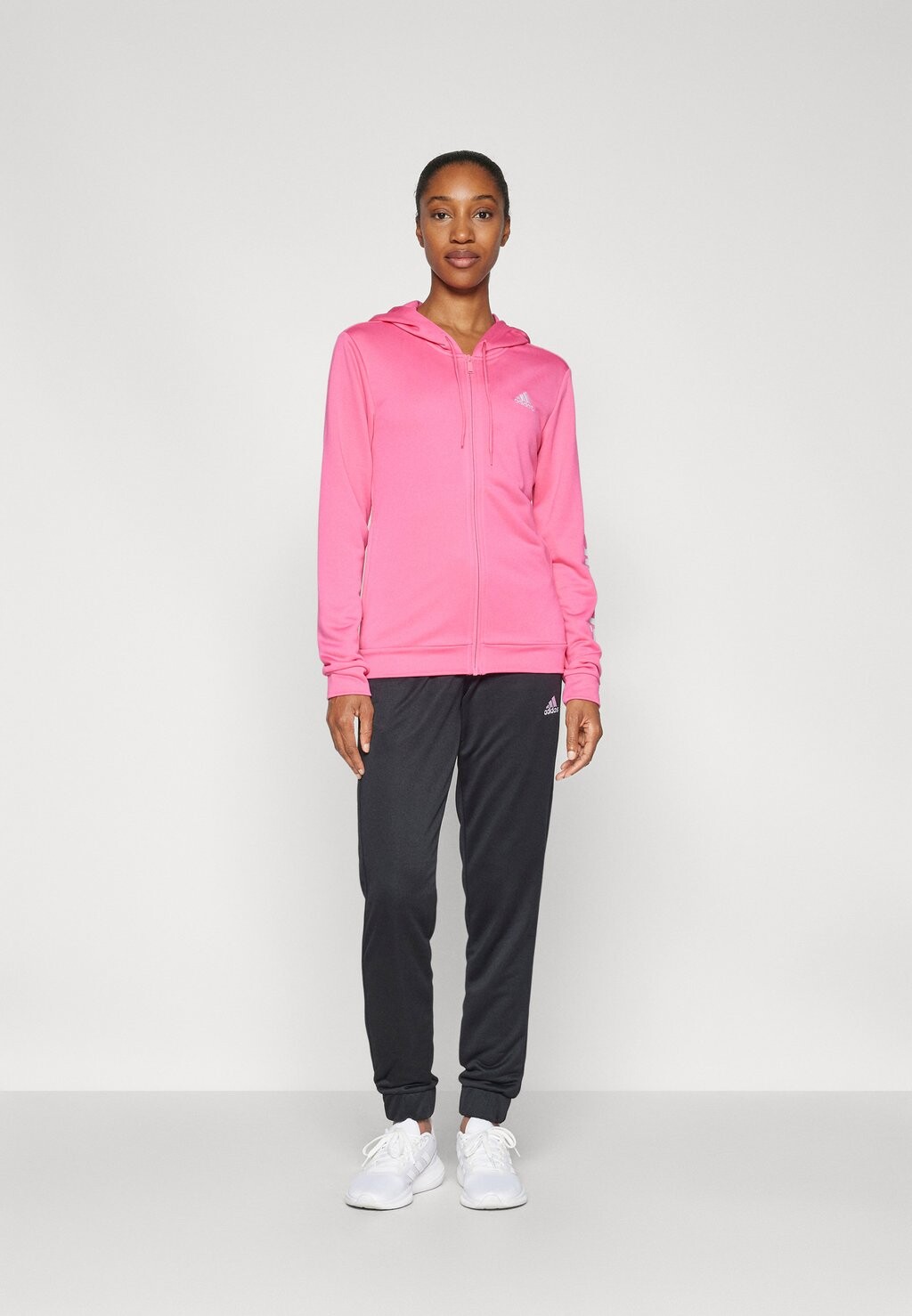 

Спортивный костюм LINEAR TRACKSUIT SET adidas, красный