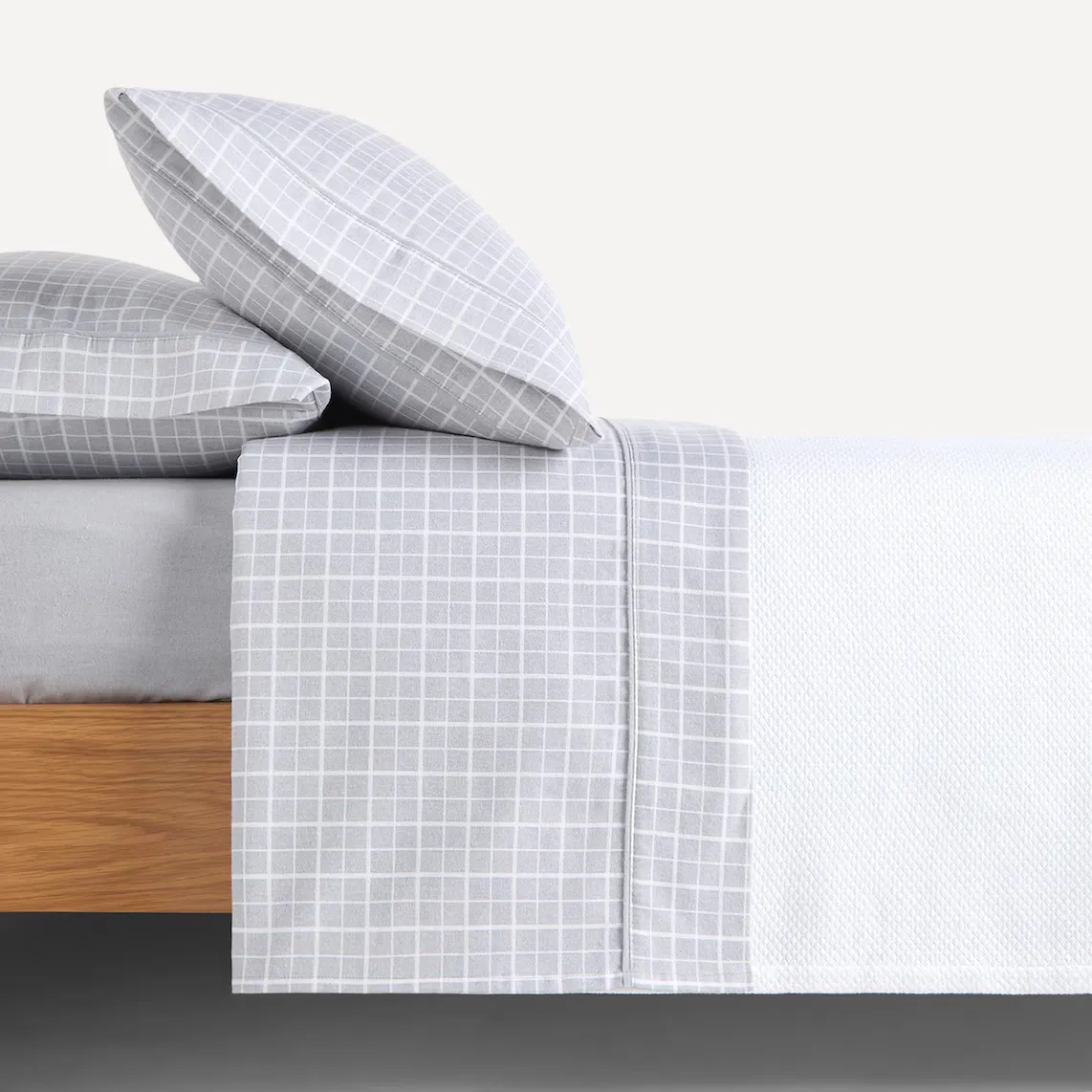 

Комплект постельного белья из фланели Brooklyn Basics El Corte Inglés, серый