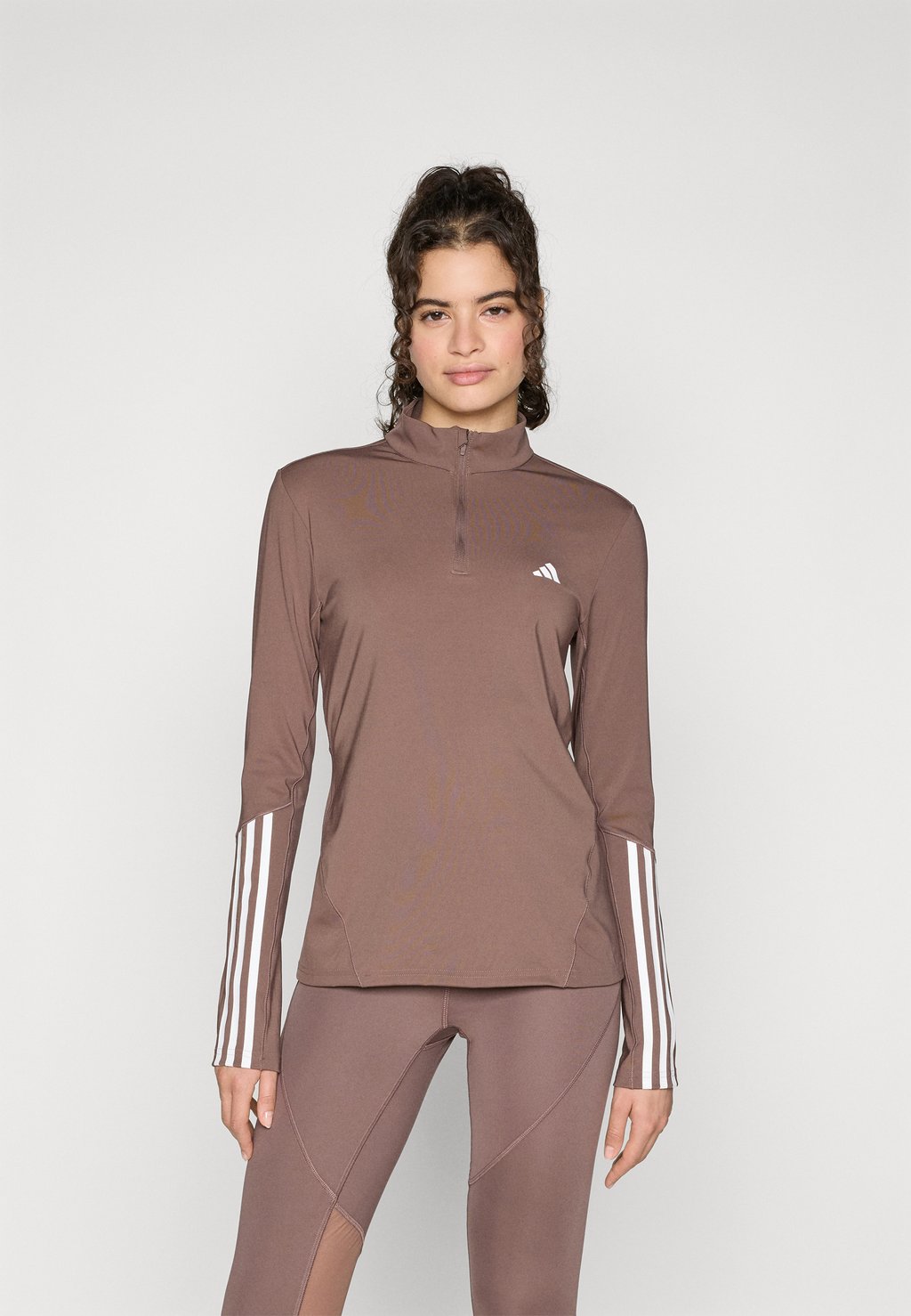 

Топ с длинными рукавами Adidas Performance, коричневый