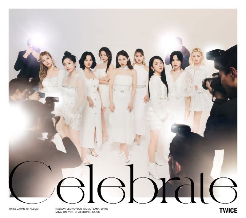

CD диск TWICE: Celebrate - Version B - incl.Trading Card