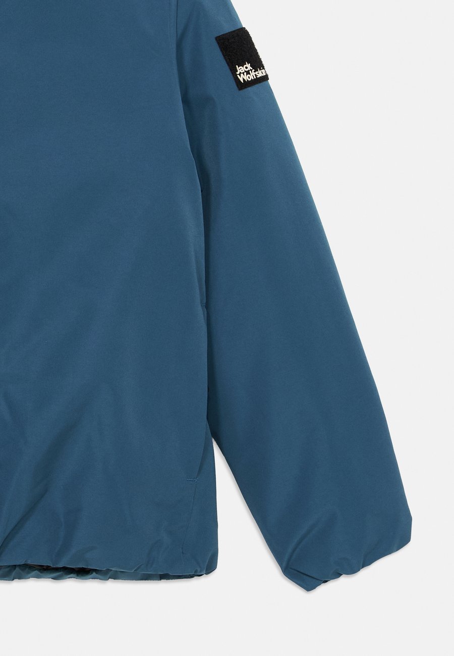 Зимняя куртка Jack Wolfskin TEEN JACKET UNISEX, Aluminium Blue/Dark Blue — фото 3