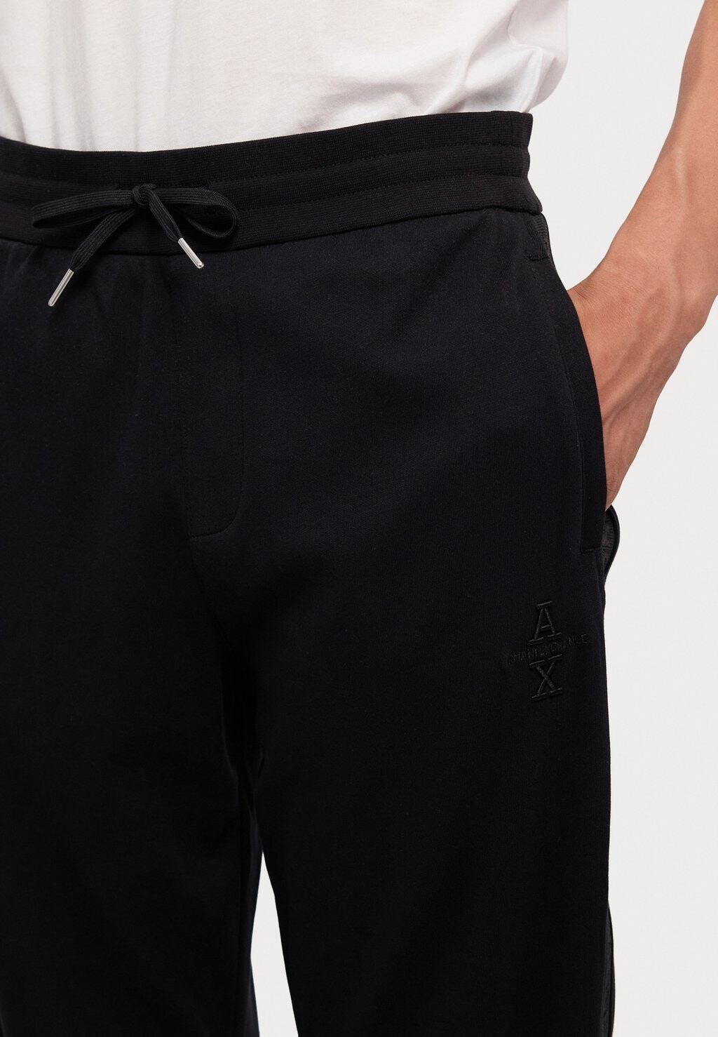 

Тренировочный низ PANTALONI Armani Exchange, черный