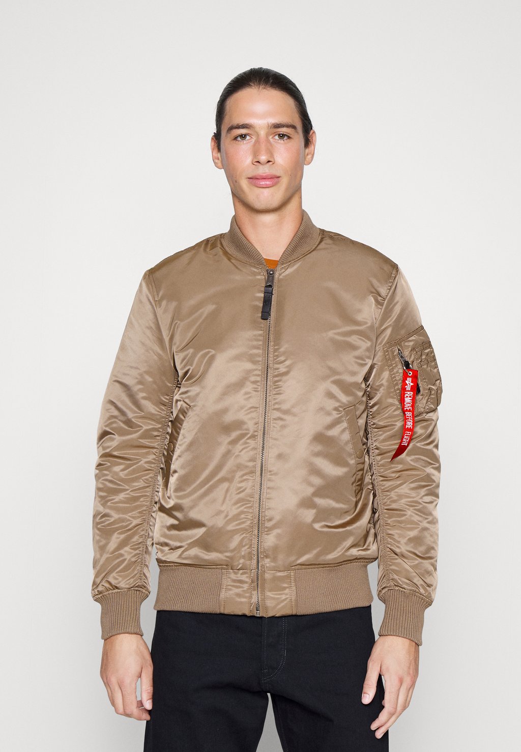 

Ветровка Alpha Industries MA-1 VF 59 LONG, цвет taupe