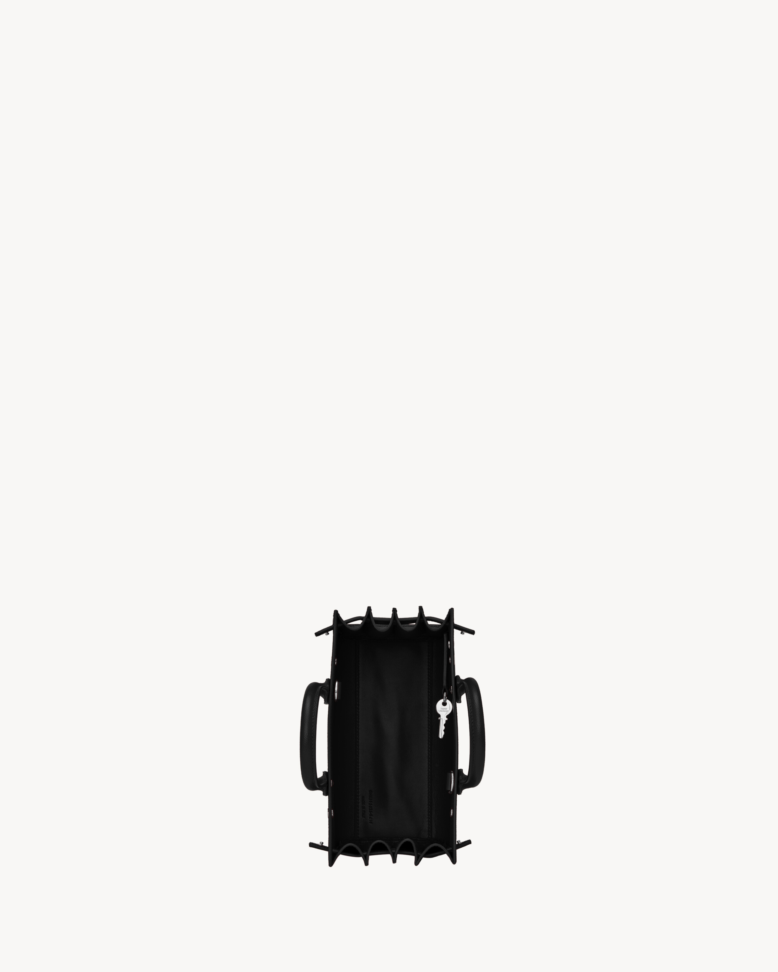 Сумка Sac de Jour из зернистой кожи - нано Saint Laurent, черный — фото 4