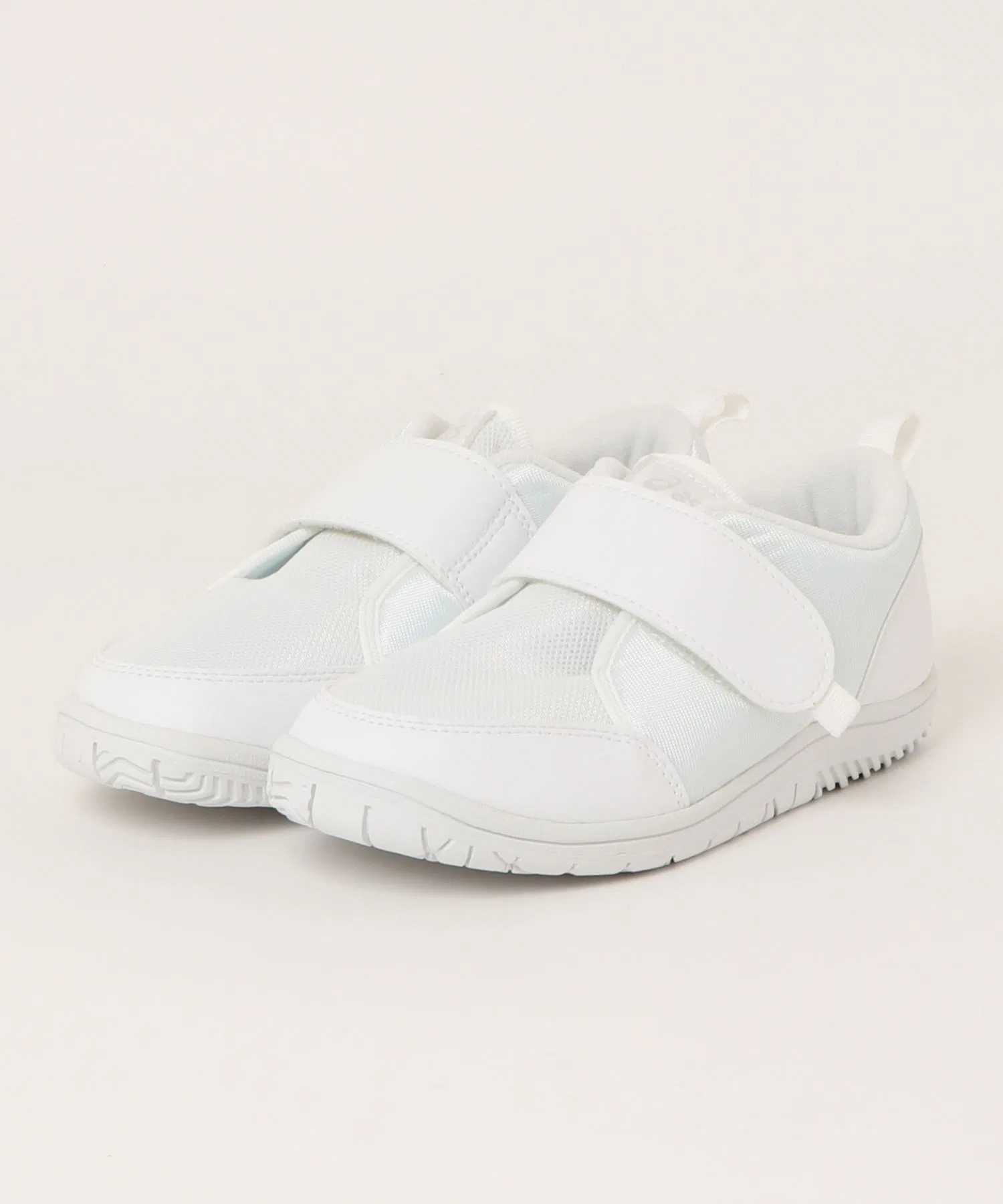 Детские кроссовки-туфли для зала ASICS KIDS CP Jr. 2