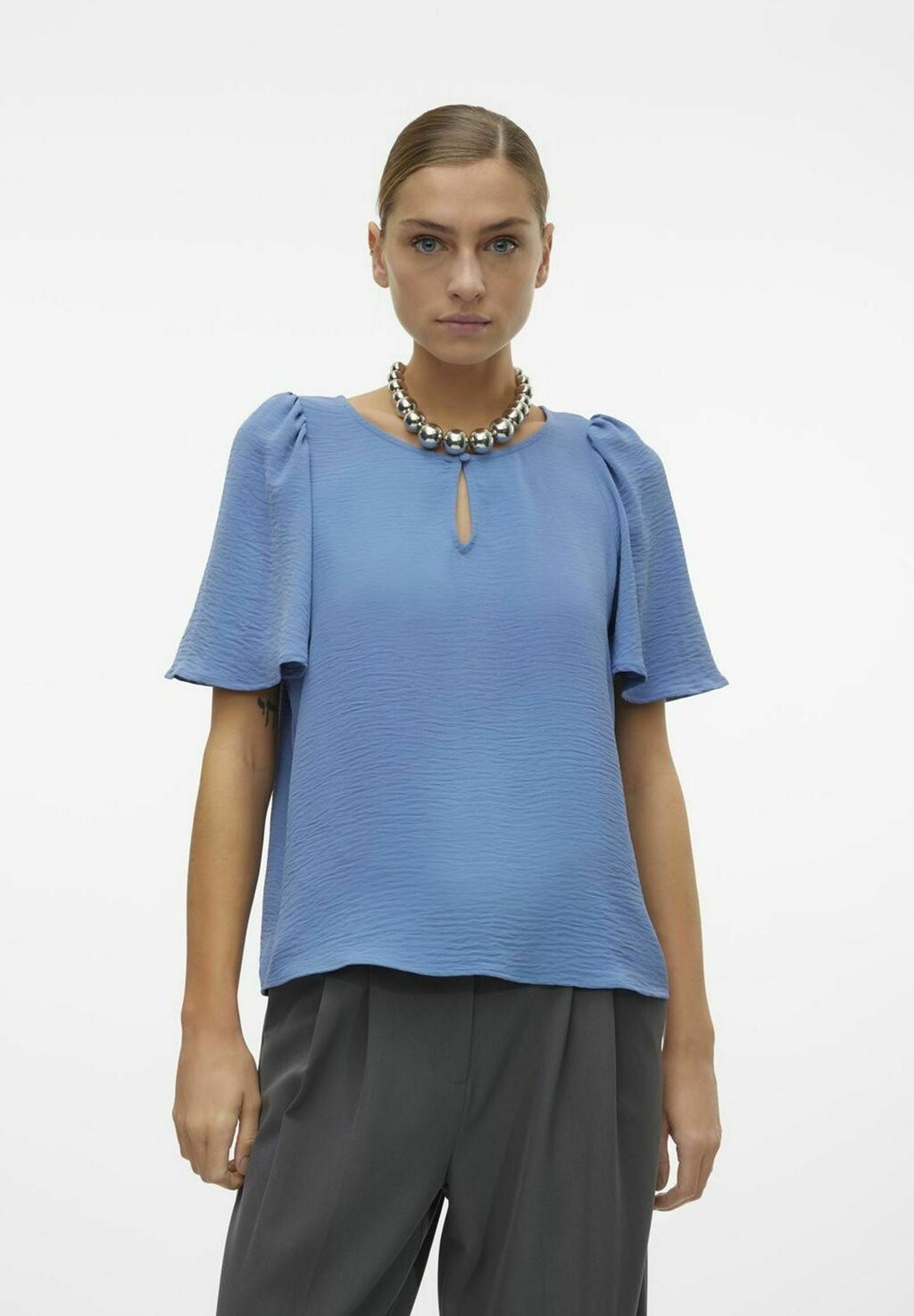 

Блузка Vero Moda, цвет coronet blue