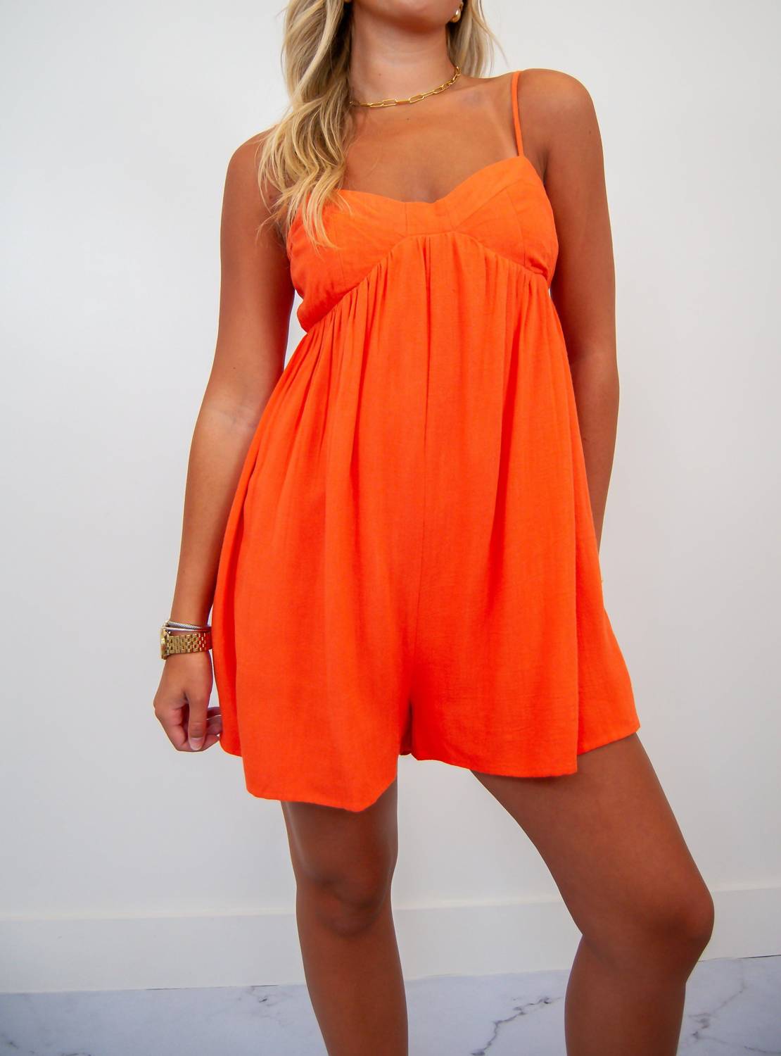 

Льняной богемный ромпер в оранжевом In The Beginning