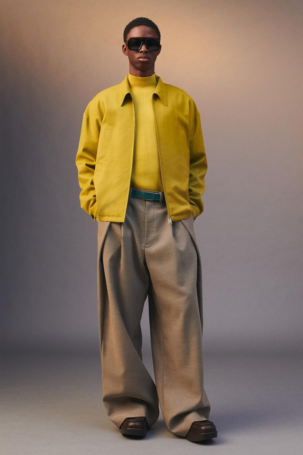 

Широкие брюки со складкой ZARA, бежевый мергель