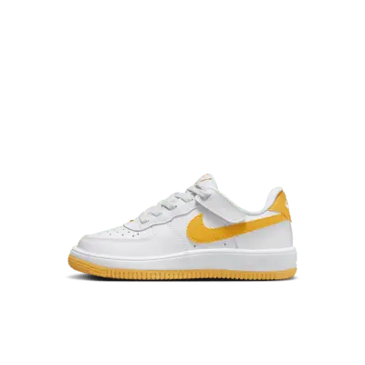 

Кроссовки Nike Force 1 Low EasyOn, цвет White/White/University Gold