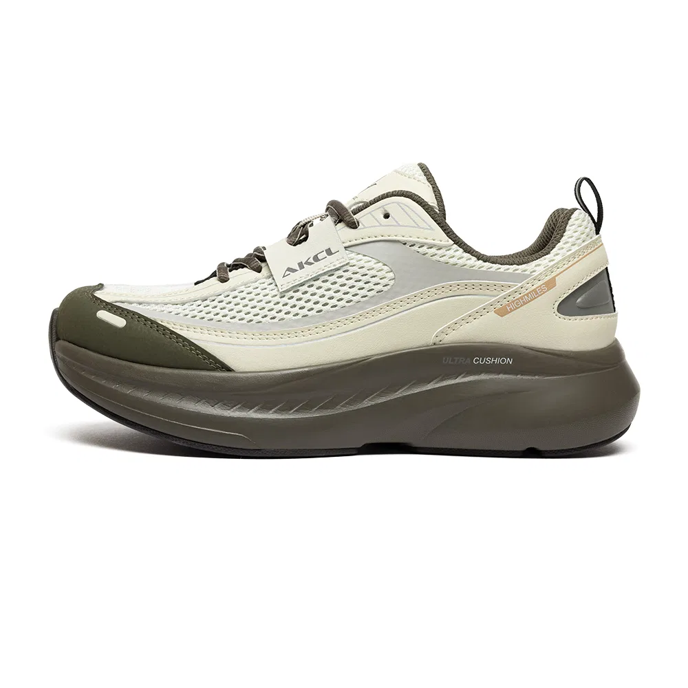 Мужские функциональные кроссовки High Miles цвета Olive Cream от Akiii Classic