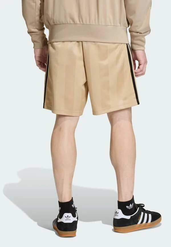 Шорты оверсайз Adidas Originals, Stone Khaki — фото 2