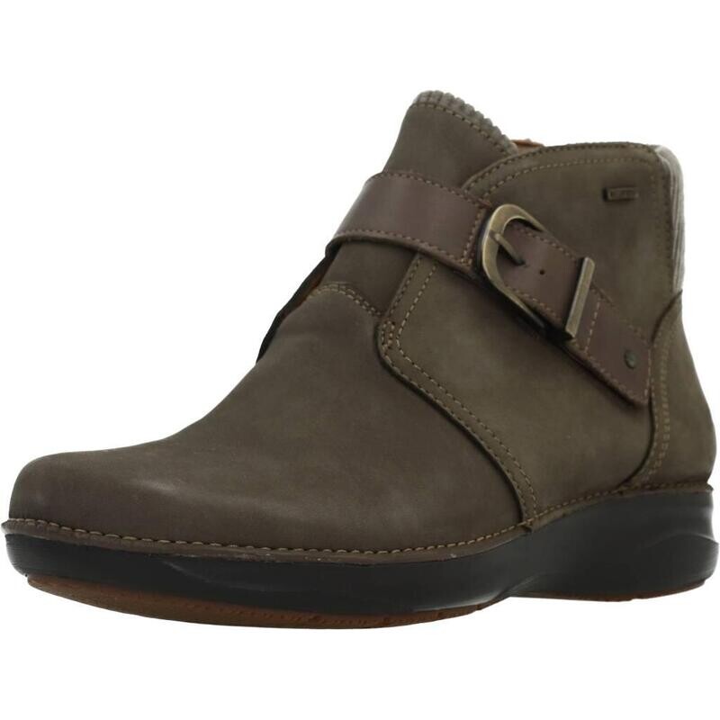

Горные ботинки Clarks, коричневый