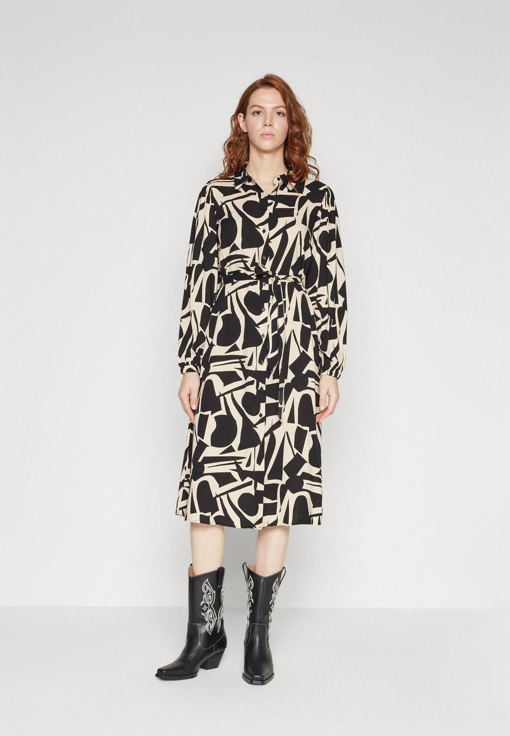 

Длинное платье ONLHALIA MIDI BELT DRESS ONLY, черный