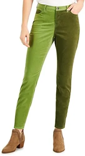 

Style & Co. Petite Colorblocked Mid Rise Curvy Skinny Jeans