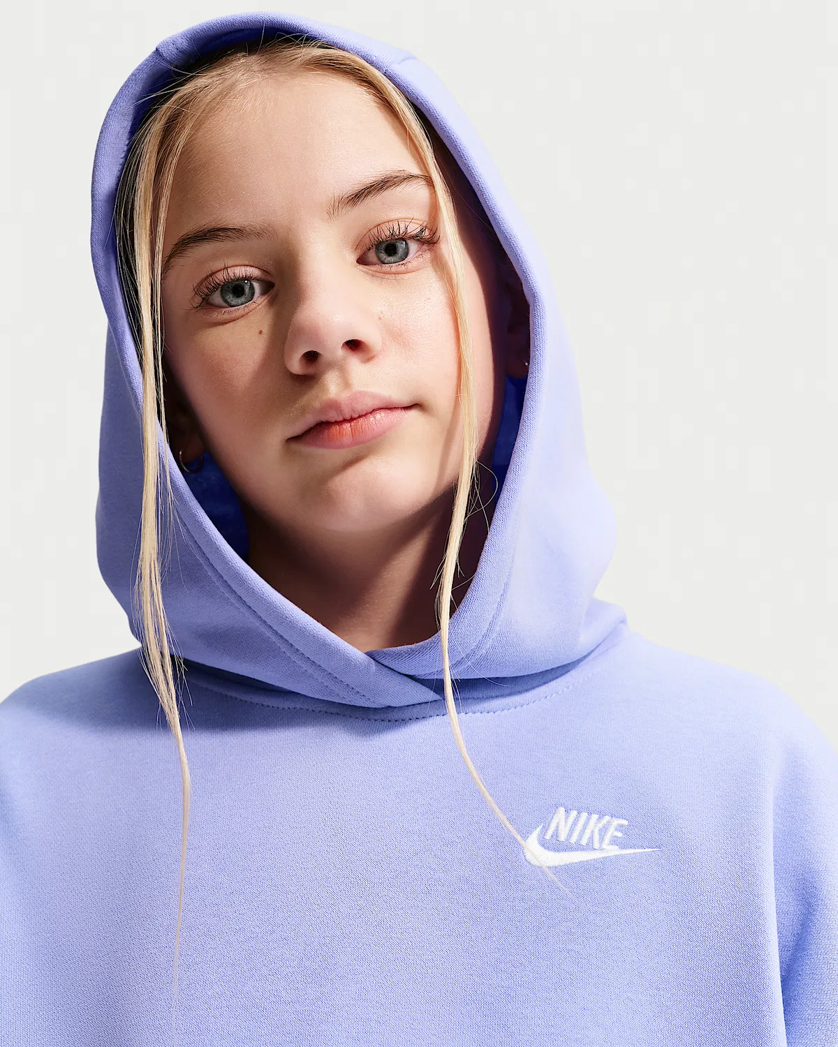 Детский оверсайз худи Nike Sportswear Club Fleece, Light Thistle/Light Thistle/White — фото 3