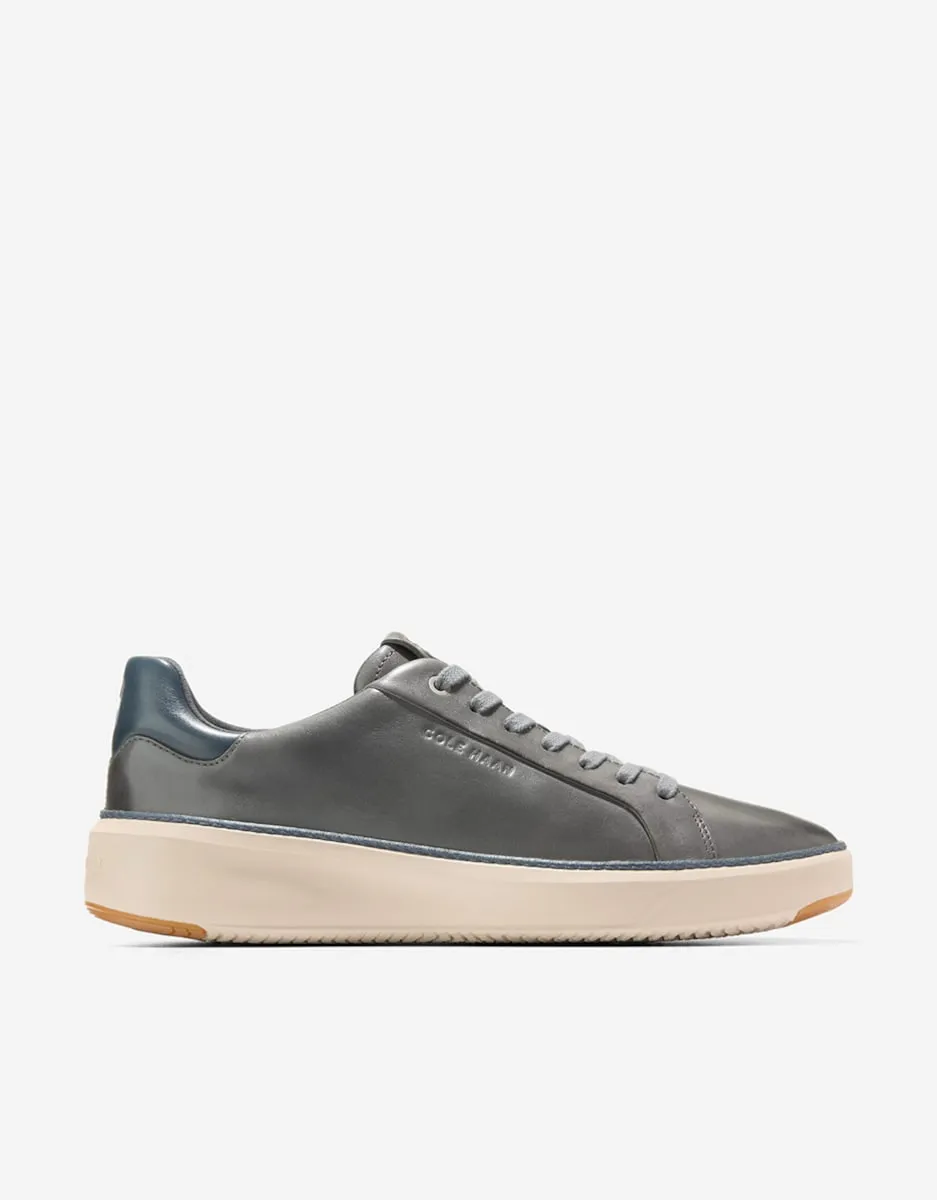 

Мужские кожаные кроссовки из легкой и гибкой кожи Cole Haan, серый