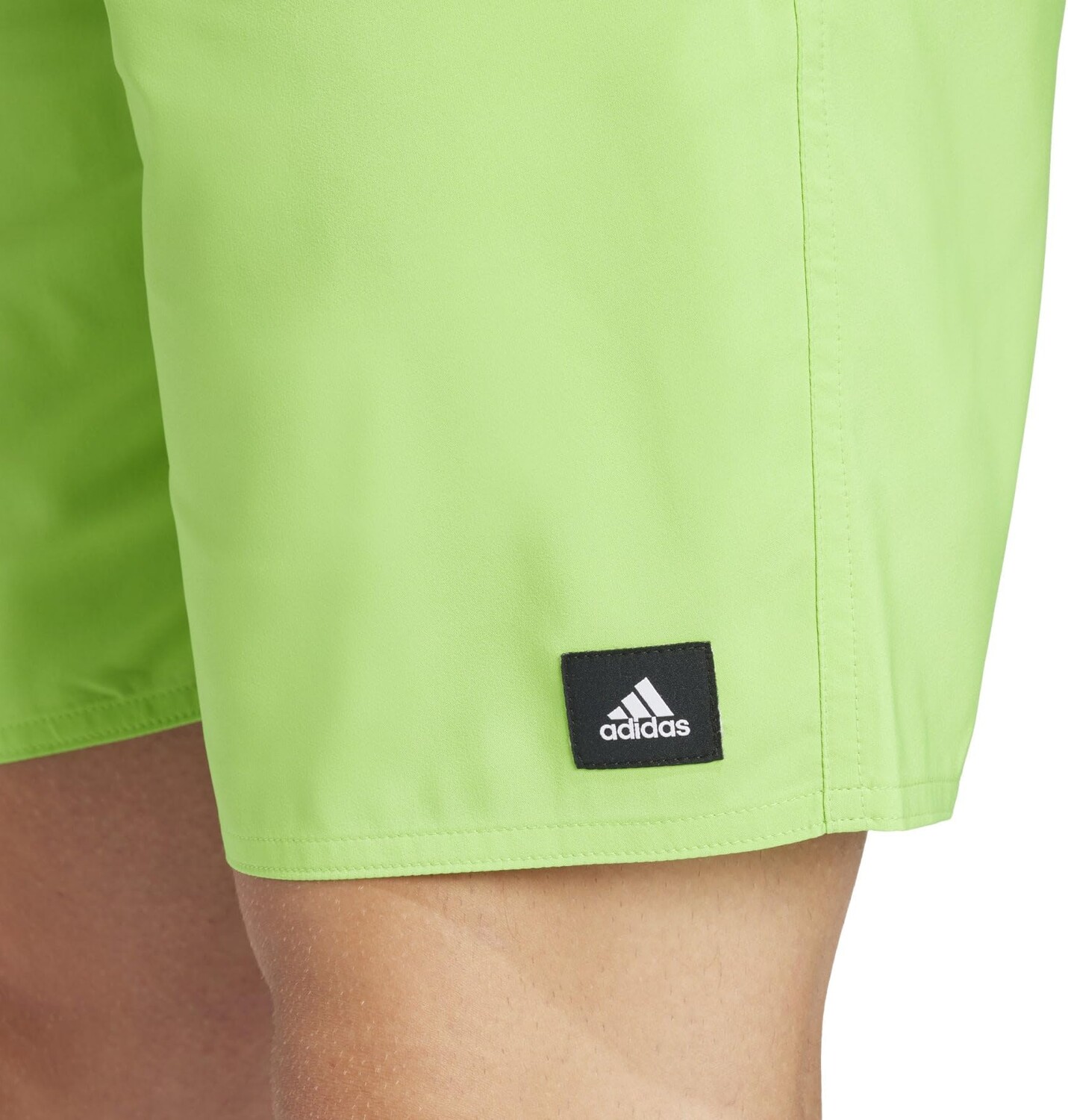 Пляжные шорты Adidas Solid CLX Classic-Length Swim Shorts, цвет Lucid Lime/White — фото 4