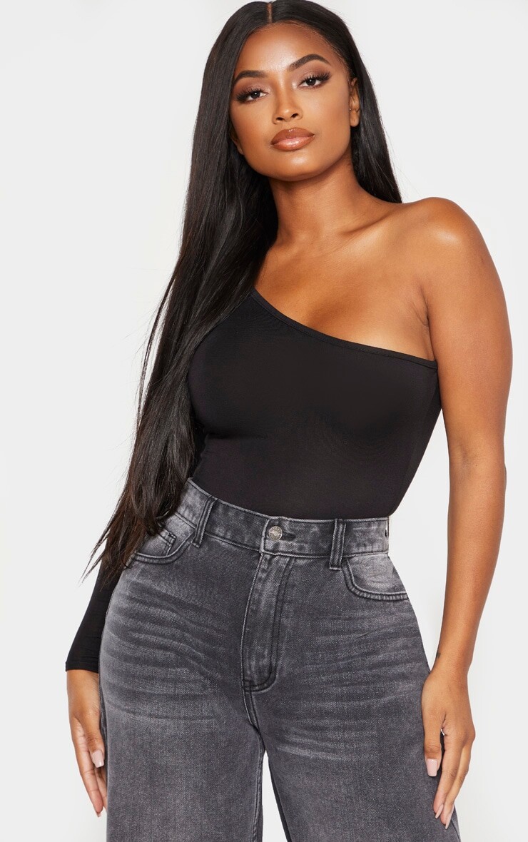 

PrettyLittleThing Боди на одно плечо из джерси Shape черного цвета