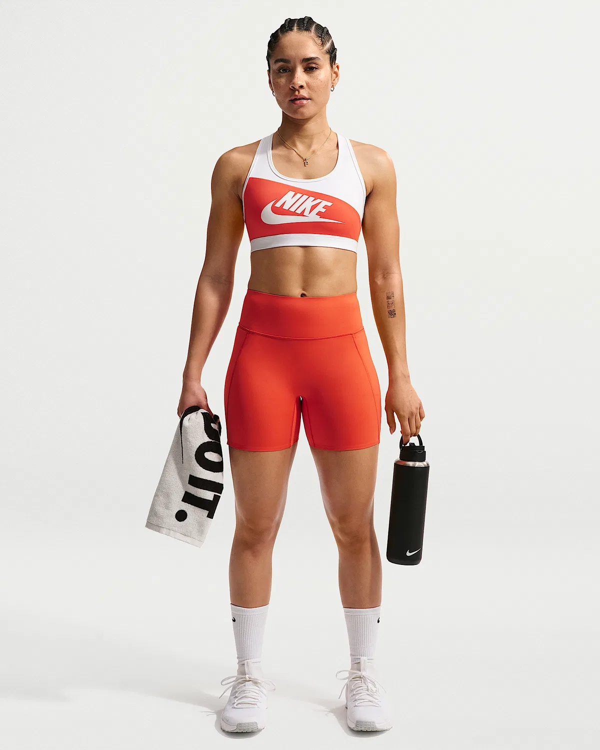 Женский спортивный бюстгальтер Nike Swoosh средней поддержки с поролоном, Light Crimson/White/White/White — фото 4