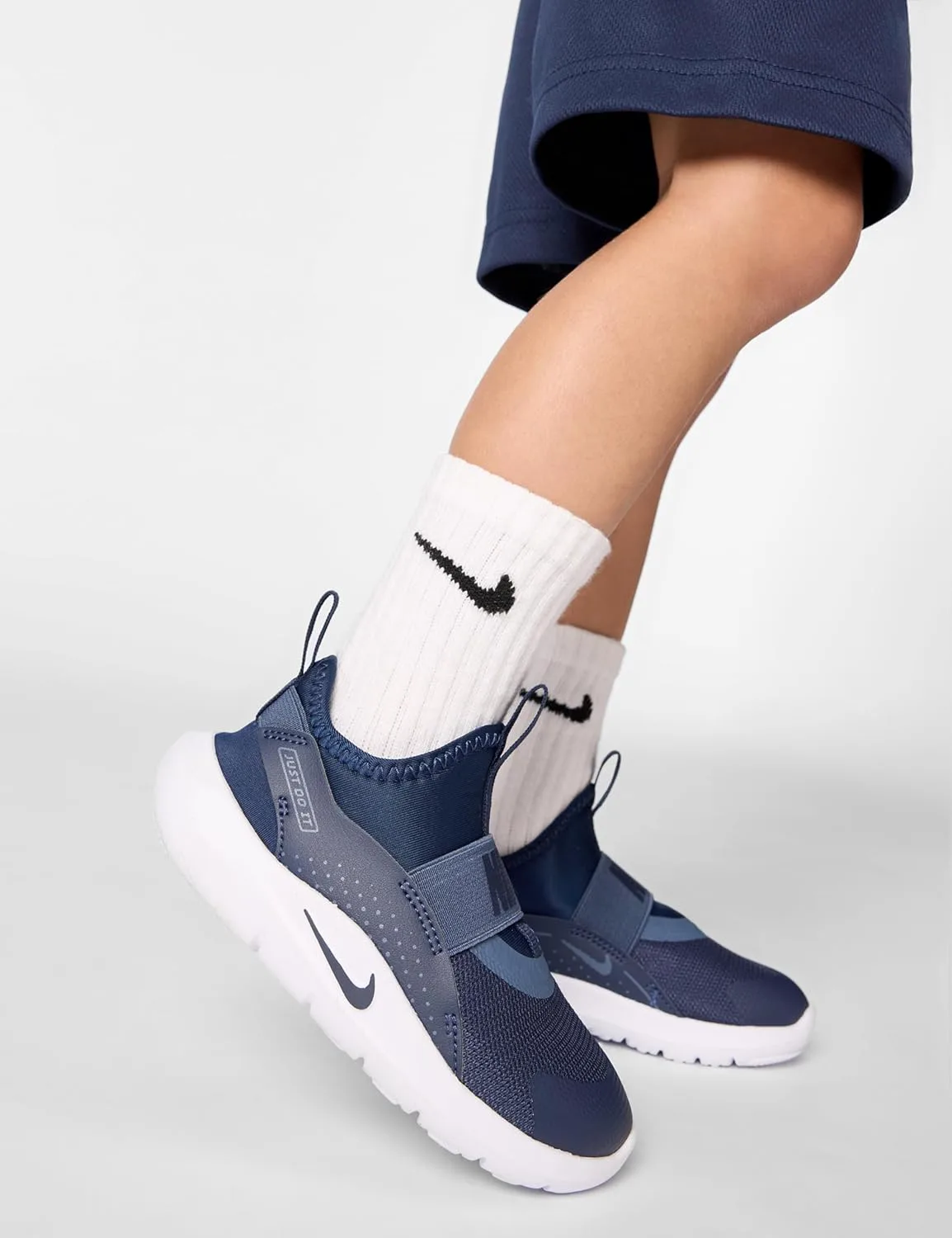 Кроссовки для бега Nike Flex Runner 4 для детей и подростков, темно-синий — фото 2