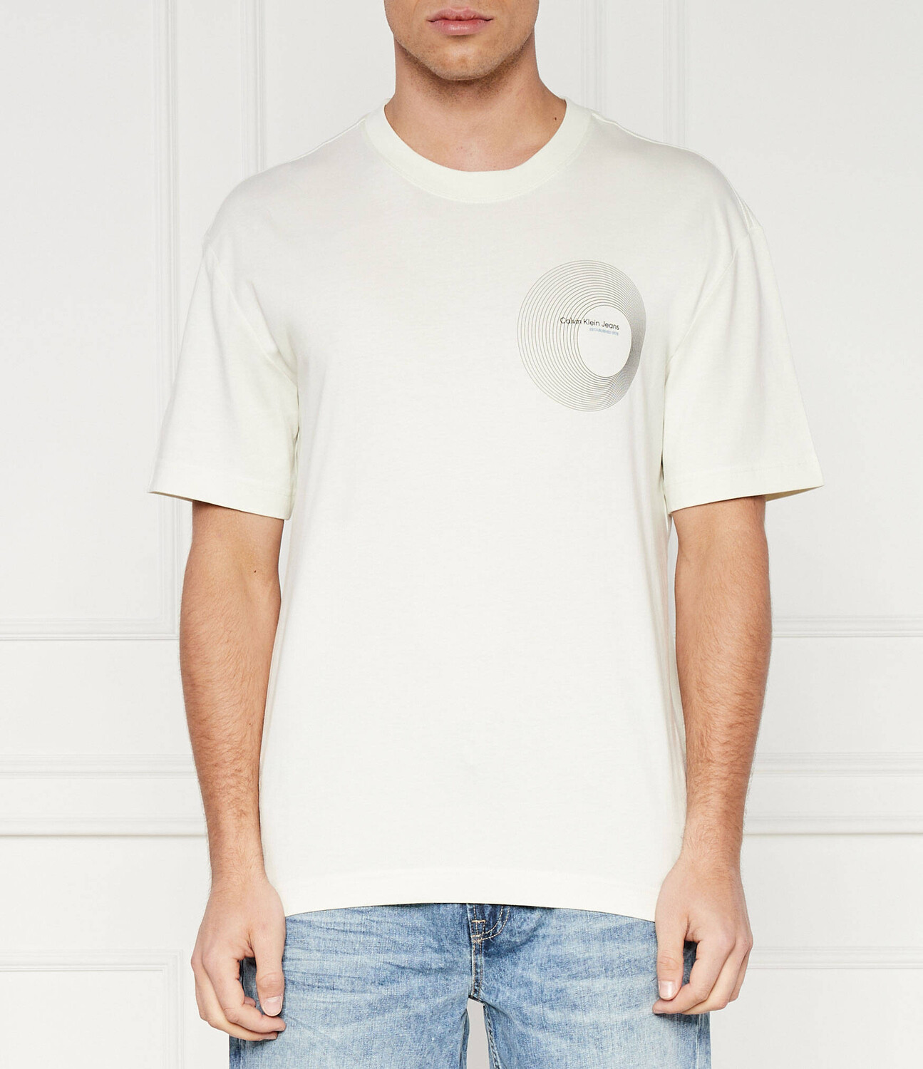 

Футболка CALVIN KLEIN JEANS CIRCLE FREQUENCY Regular Fit, песочный