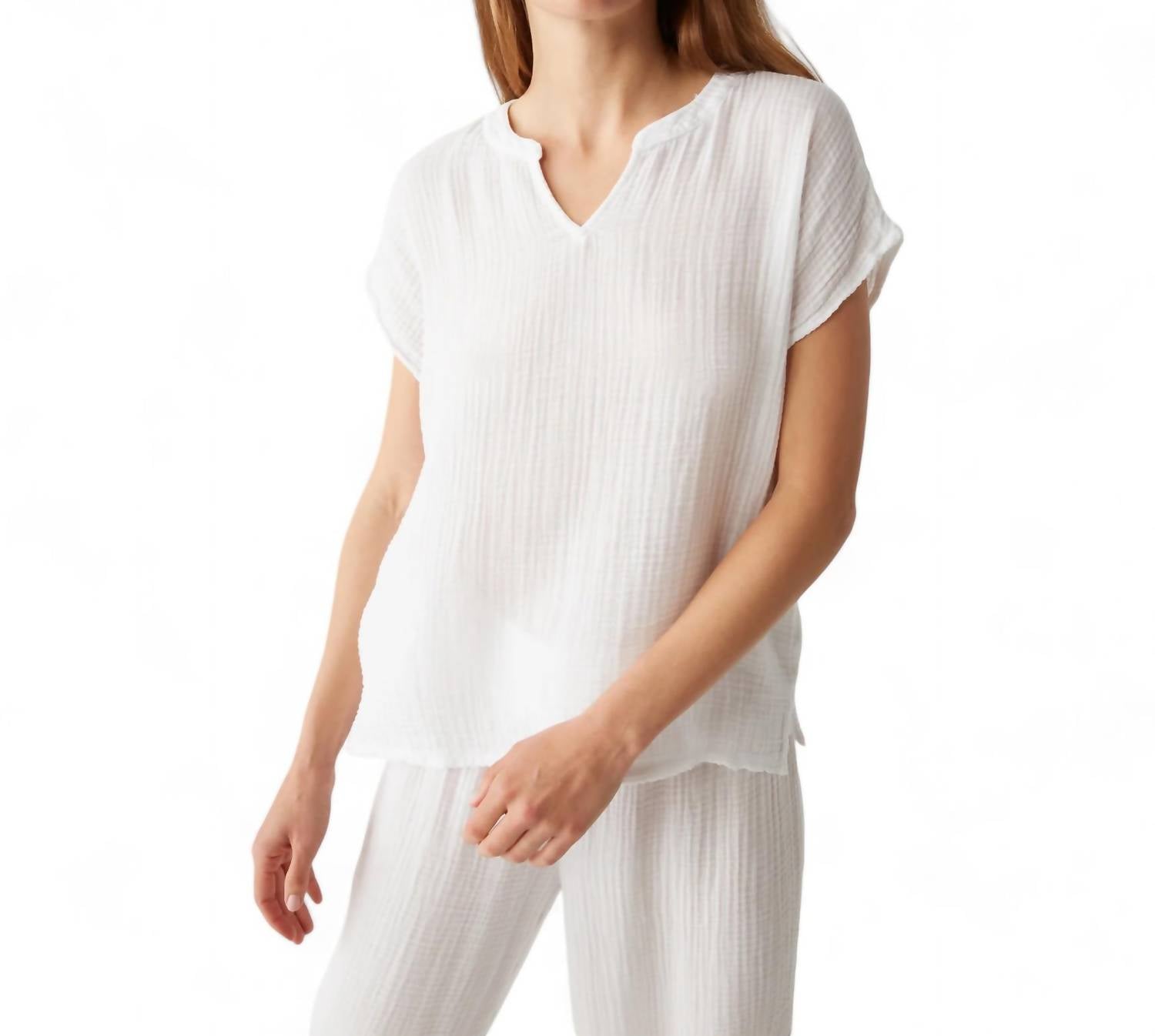 

Топ Наоми с разрезом на горловине в белом цвете Michael Stars